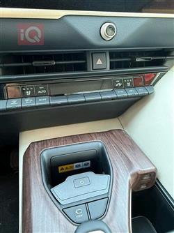 تۆیۆتا کراون